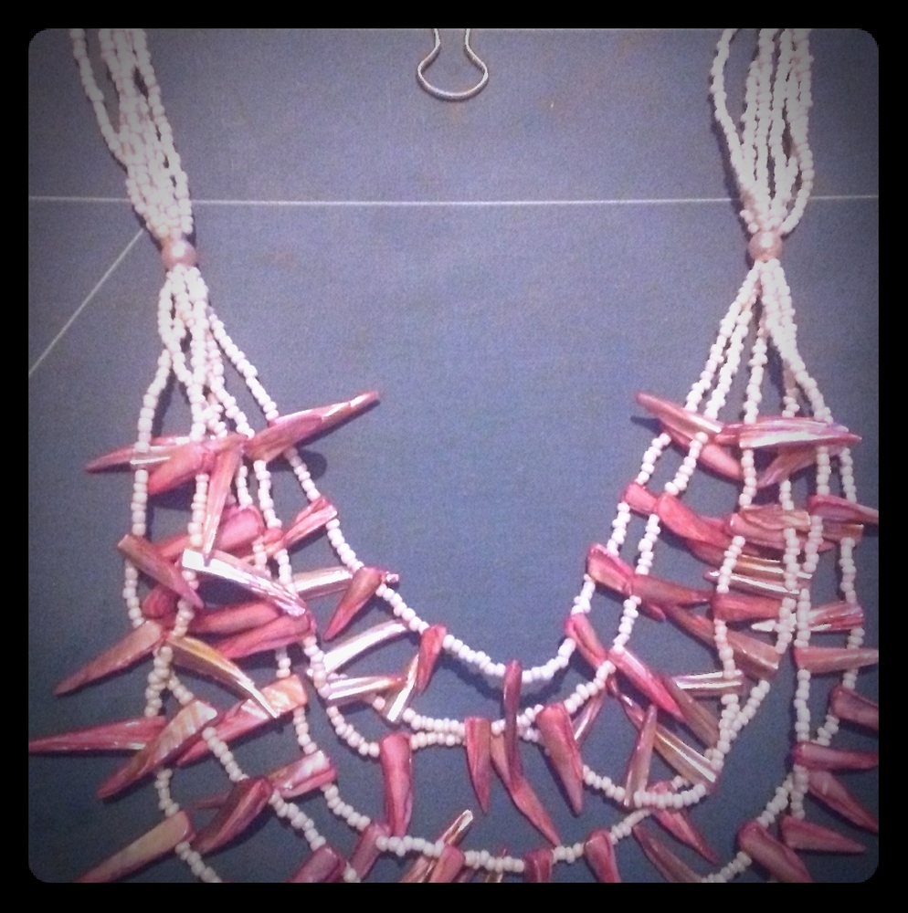 Native Statement Neckline Decor😝